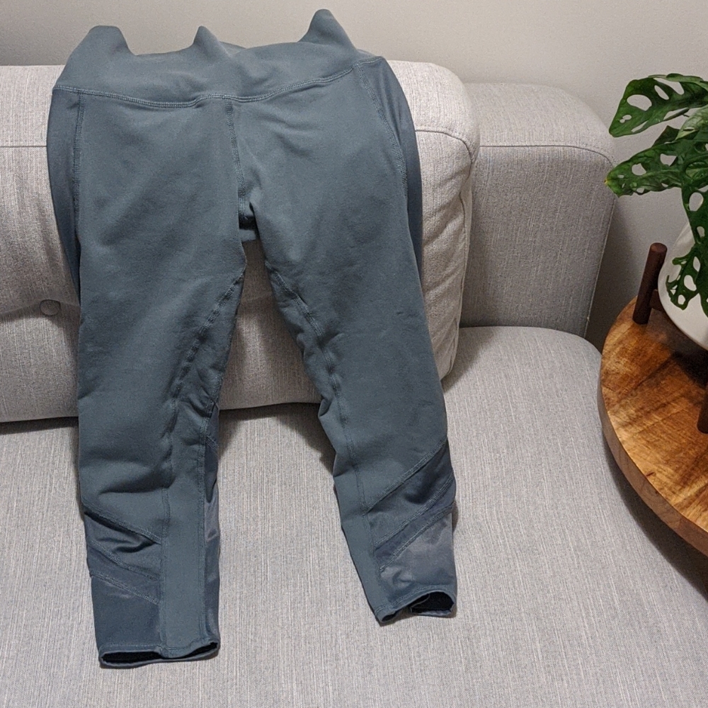 Alo Elevate High Waist Capri Leggings